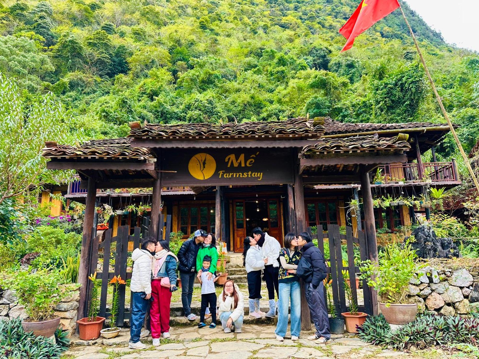 Aparthotel Tl Adventure Tour & Motorbike à Ha Giang Extérieur photo